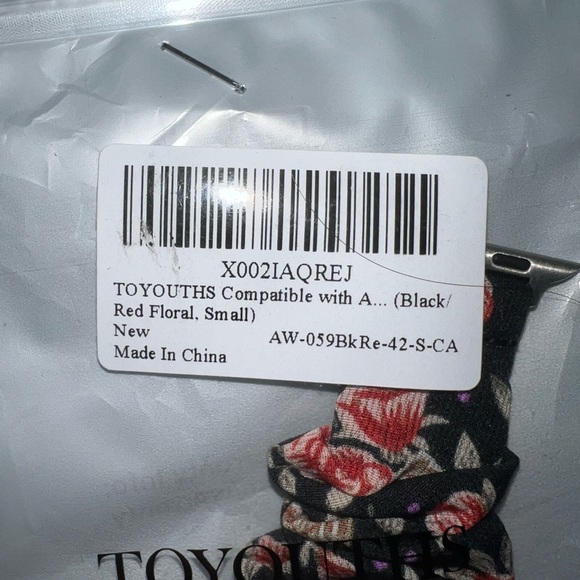 Apple Watch Scrunchie Band - Picture 2 of 2